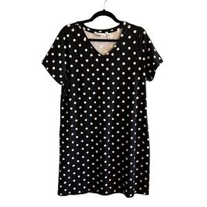 Isaac Mizrahi Women’s Large short sleeve black and white cute polka dot dress